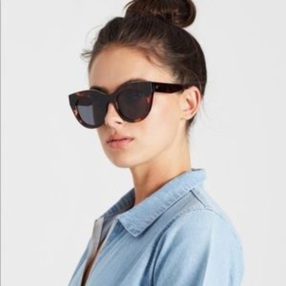 NWOT Le Specs Air Heart Sunglasses Tortoise - Picture 2 of 8